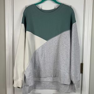 Green Tea Tru colored long sleeved sweatshirt size XL. Green/grey/white